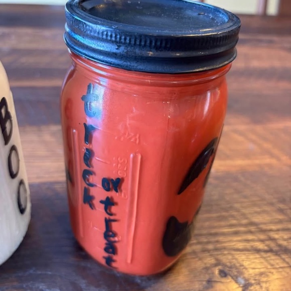 2 Pumpkins & 1 Ghost Painted Ball Jars - Picture 8 of 12